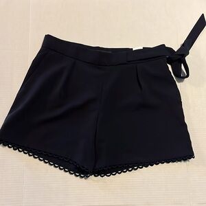 Banana republic-6-navy blue-lace trim,soft shorts, pleated, belted waist,pockets